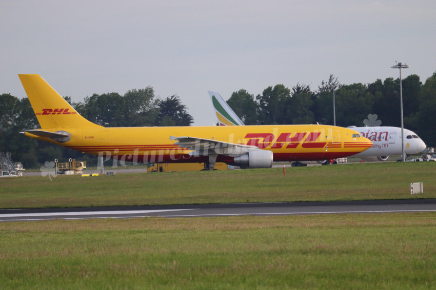 DHL 2