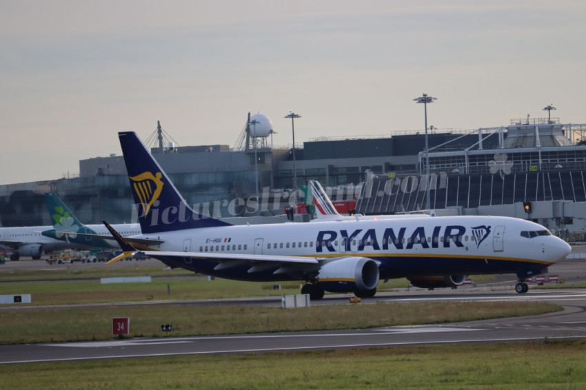 RYANAIR 1