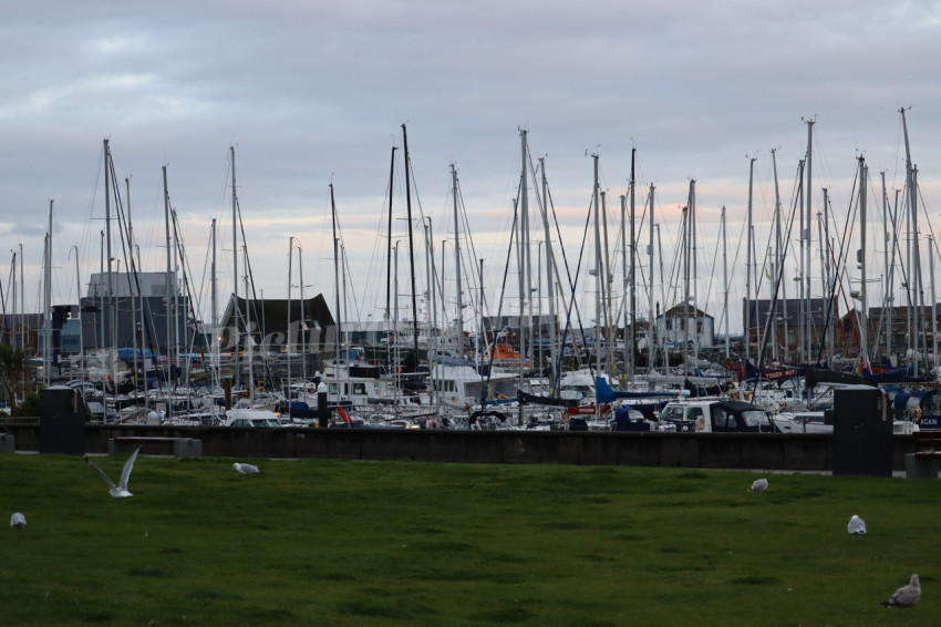 Cliff walks in Howth