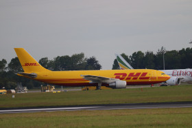 DHL 1